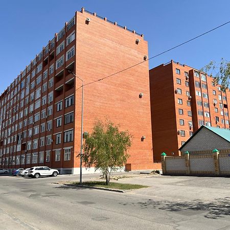 Квартира Smart В Новом Доме Pavlodar Exteriér fotografie